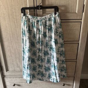 Vintage Floral Print White Midi Skirt with Teal Pattern
